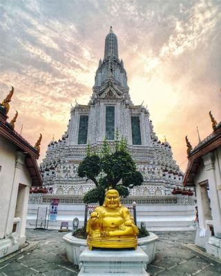   Le Temple de Wat Arun: Détail méticuleux et Splendeur Céleste